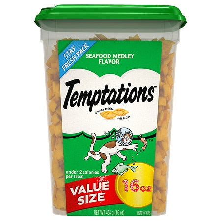 TEMPTATIONS Classic Crunchy and Soft Cat Treats Seafood Medley Flavor 16 oz. Tub