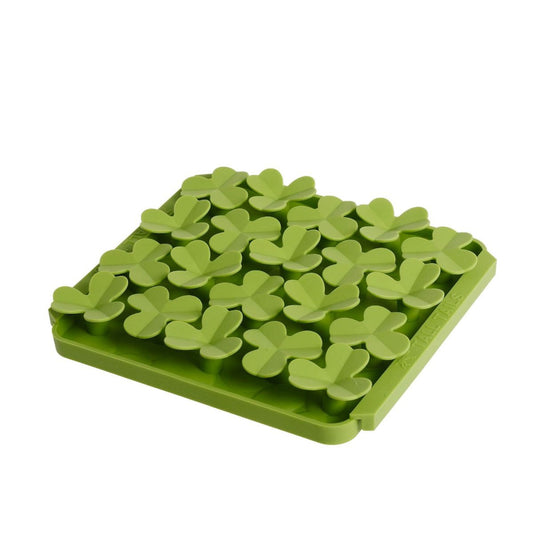 Tall Tails Clover Foraging Mat