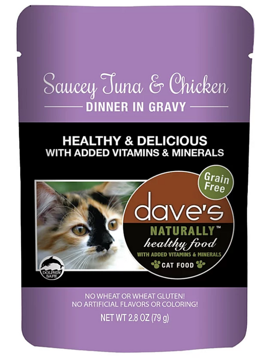 Dave’s Naturally Healthy Cat Food Pouch – Saucey Tuna & Chicken Dinner in Gravy 2.8oz pouch