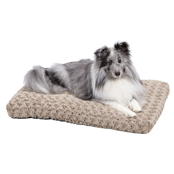 MidWest Quiet Time Dog Bed & Crate Mat  Deluxe Ombre Swirl  30   Mocha