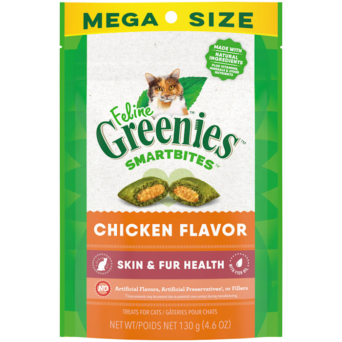 Feeline Greenies Smartbites Skin & Fur Crunchy and Soft Natural Cat Treats  Chicken Flavor  4.6 oz. Pack